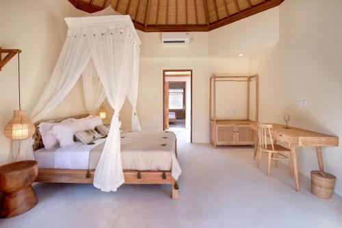 Two-Bedroom Chalet image 5