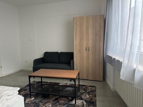 Guest room - Monteurzimmer im Kestert (56348)