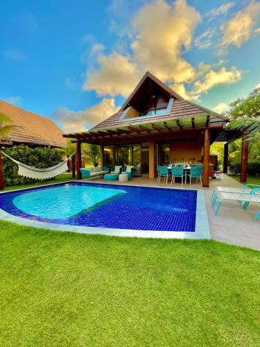 3 bedrooms, 6 beds