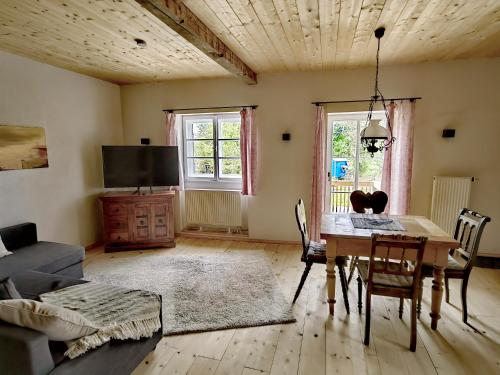 Nusseckerl Eberloh in Halfing