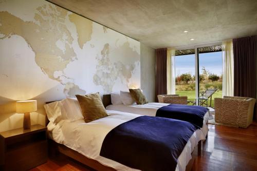 Entre Cielos Set in a prime location of Mendoza, Entre Cielos puts everything the city has to offer just outside your doorstep. Featuring a complete list of amenities, guests will find their stay at the property a