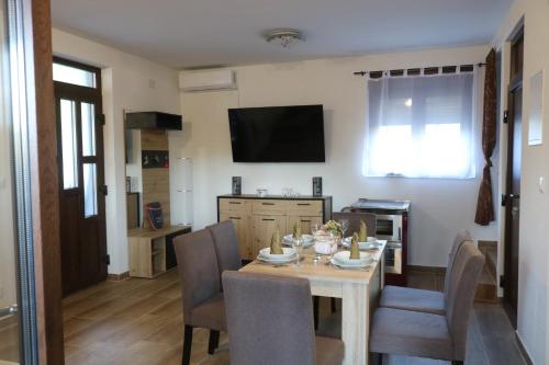 Holiday Home Rajf in Donji Koncovcak