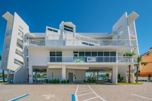 Provident Oceana Beachfront Suites