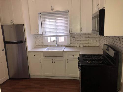 Urban Oasis with Private Laundry: Steps from DTLA, Los Angeles (Foto 10)