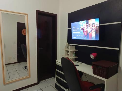 02 Quartos em Apartamento, sendo 01 suíte