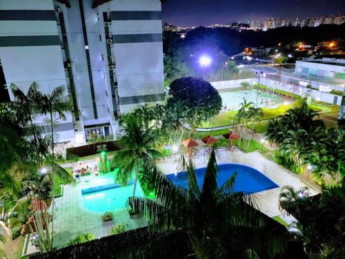 02 Quartos em Apartamento, sendo 01 suíte