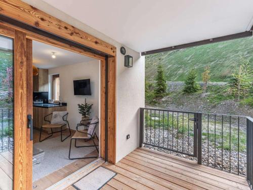 Appart. familial 2 pièces à Courchevel avec accès pistes et parking - FR-1-563-109 (Appart. familial 2 pieces a Courchevel avec acces pistes et parking - FR-1-563-109) in Courchevel