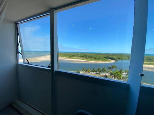 Cosmeflats Cosmeflats