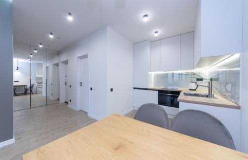 One-Bedroom Apartment image 1