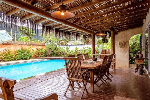 Casa alto padrão na praia de Barequeçaba