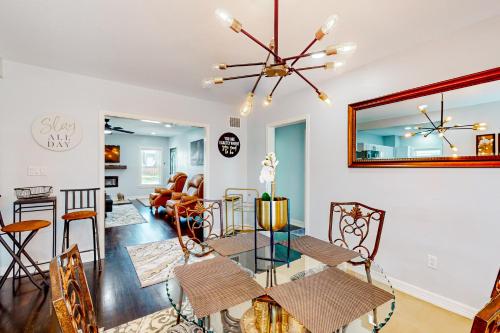 Isabella Duplex - A in Houston, USA