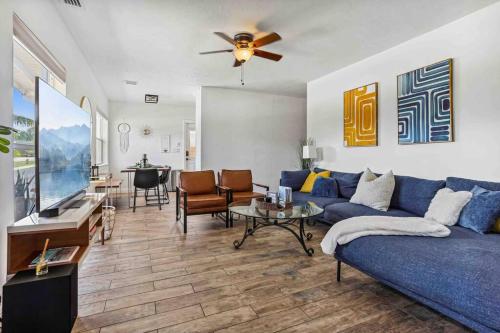 Beach House/KING BD/Hot Tub/Pool/Fire Pit/Gym/Golf in Lantana (FL)