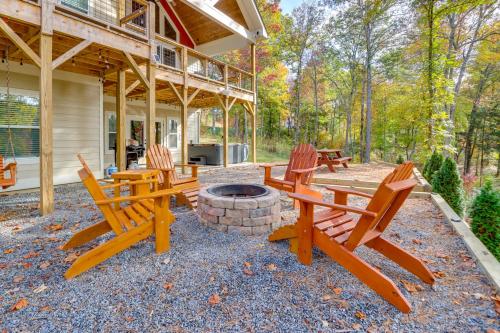 Waterfront Ellijay Retreat - Fire Pit and Lake Views