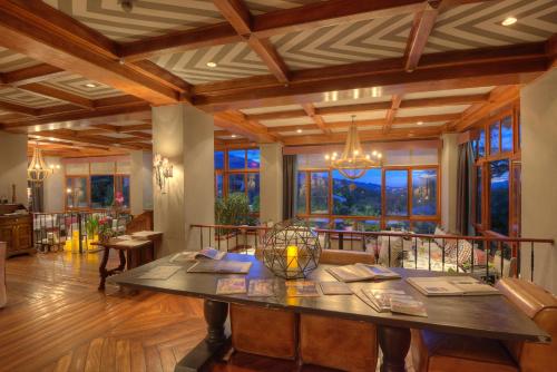 Bar/lounge, Alta Las Palomas Hotel in Santa Ana