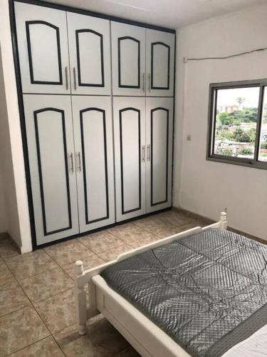 Appartements Haut de Guégué (Appartements Haut de Guegue) in Либревиль