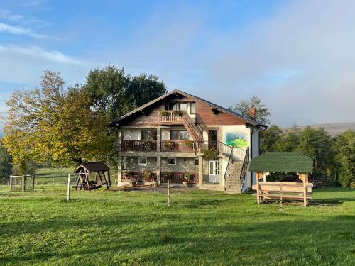 Viesnīcas āriene, Casa Piscul Verde Vladeni in Dumbravita (Brasov)