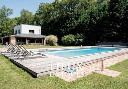 Magnifique Villa avec piscine en Sologne gîte à louer Aux Rois