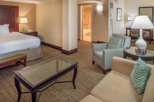 Crowne Plaza Hotel St. Louis Airport