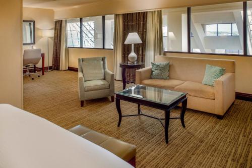 Crowne Plaza Hotel St. Louis Airport