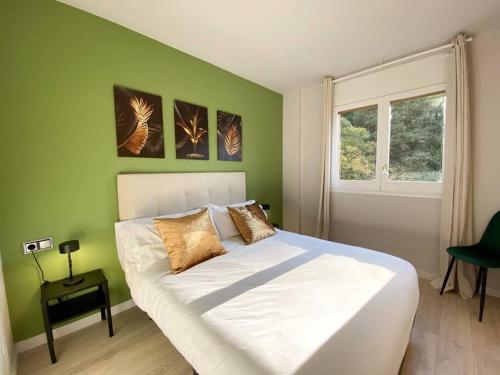 Espectacular Apartamento Con Vistas En Escaldes - 10min Caminando Al Centro - Parking Gratis photo 2