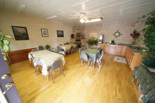 Rainbow Lodge and Inn - 레스토랑