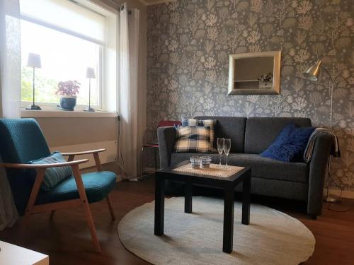 Leilighet i enebolig på Valderøya ved Ålesund - Apartment - Ytterland