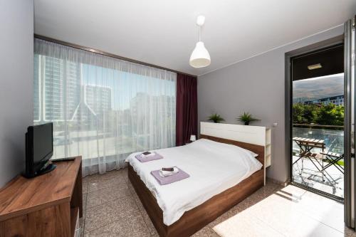 Modern Apartment 2 with Parking next to Bulgaria Mall, Sofia (Foto 7)