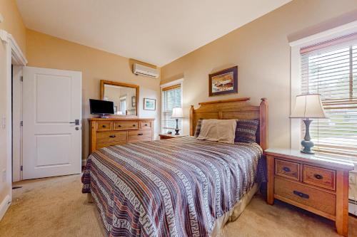 A1 at Castle Hill - Apartment in Cavendish, USA