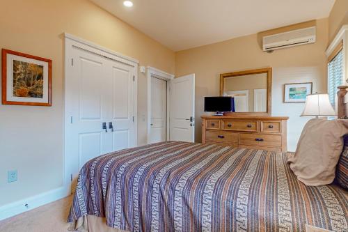 A1 at Castle Hill - Apartment in Cavendish, USA