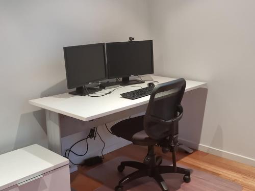 Venus Haven - Beach 1, Linen, Wifi, Netflix