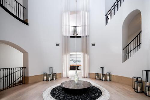 501670643 The Ritz-Carlton Bacara, Santa Barbara