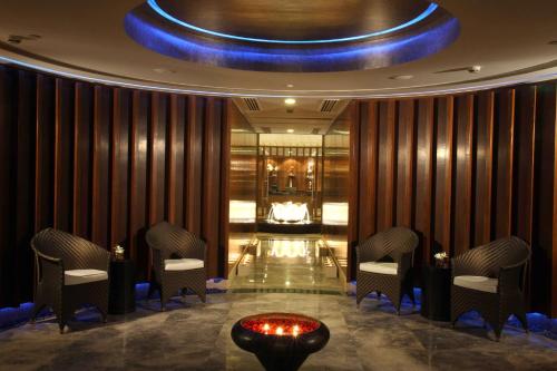 Radisson Blu Plaza Delhi Airport