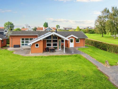  Holiday Home Kirsebærvænget III in Hejls