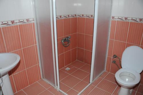Standard Double Room image 4