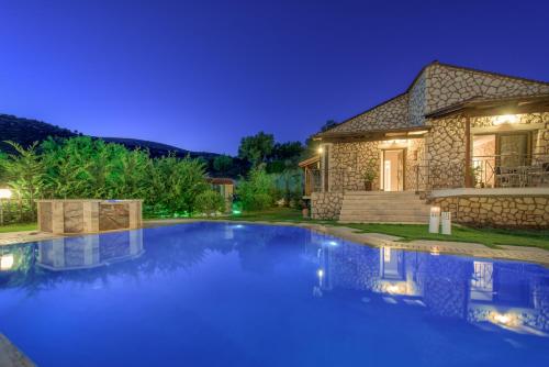 Limneon villas gîte à louer Limni Keriou