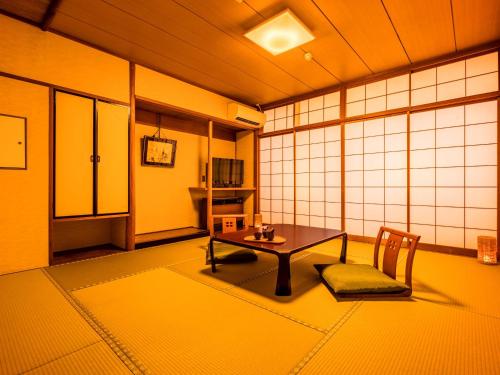 Standard Japanese-Style Room with Bathroom