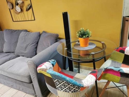 Elegant & Trendy Apt in a Peaceful Area in Kato Polemidia