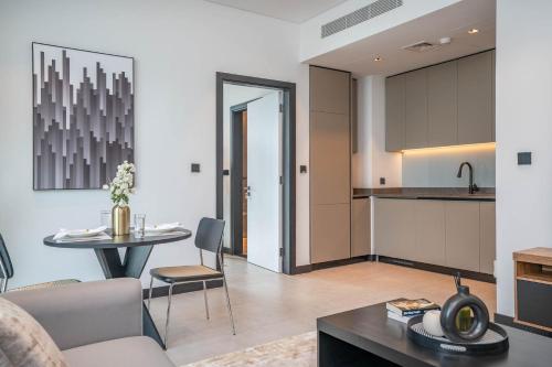 Pristine 1 Bedroom - Business Bay - image 12