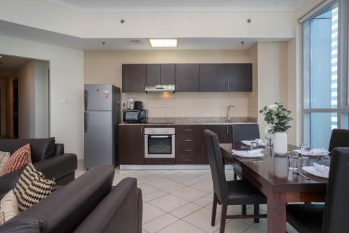 Groups - Business Travel - Dubai Marina - image 4