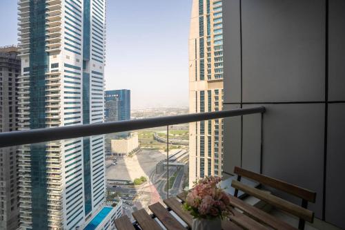 Groups - Business Travel - Dubai Marina - image 2