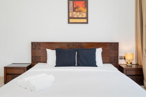Comfortable 2 Bed - Near Marina Mall - image 9