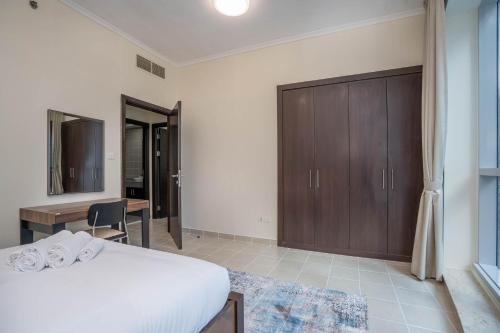 High Floor - Great Location - Family Friendly - image 3