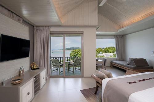 Premier Ocean View image 2