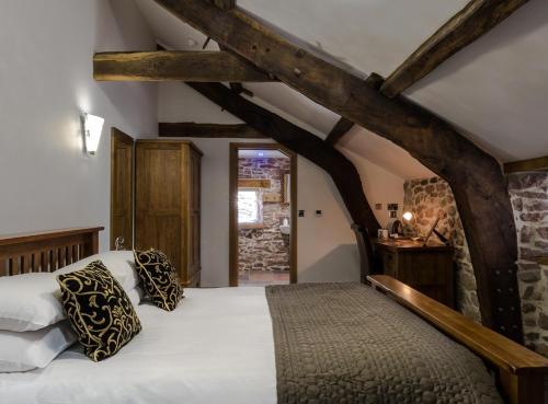 Gosforth Hall Inn - image 5