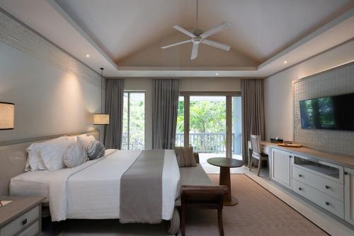 Deluxe Pool View room in Rocky's Boutique Resort - Veranda Collection Samui