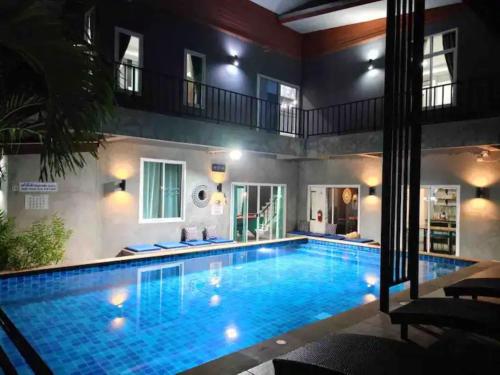 Villa Rajapruek Private Villa 3 houses combine near Airport