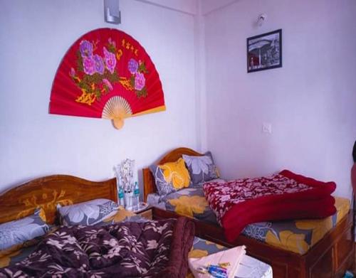 Family Room image 2