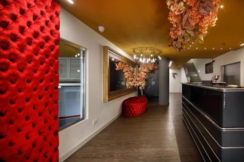 Apartaments-Hotel Hispanos 7 Suiza - image 3