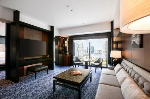 Executive King Suite