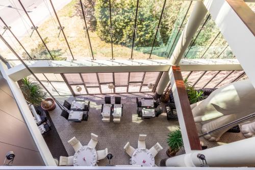 Rixwell Elefant Hotel with FREE Parking - image 11